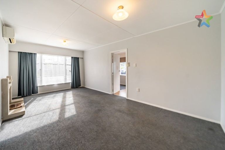 Photo of property in 5 Bythell Street, Wainuiomata, Lower Hutt, 5014