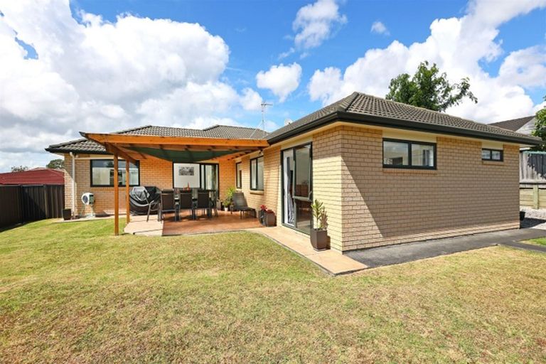 Photo of property in 3 Amesbury Rise, Henderson, Auckland, 0612