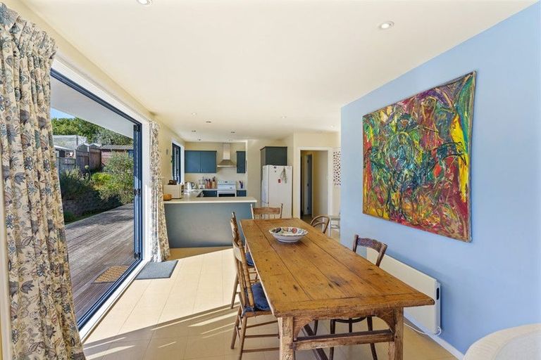 Photo of property in 17 Hona Street, Waikanae Beach, Waikanae, 5036