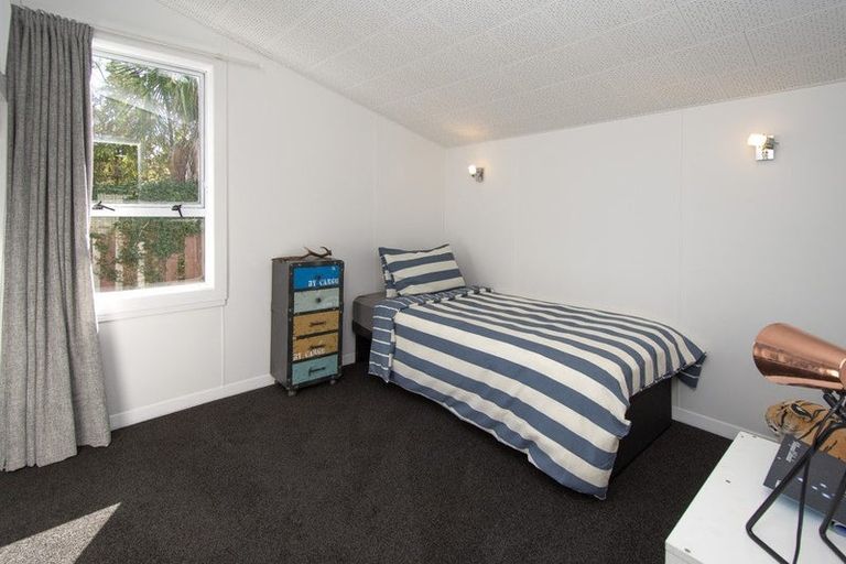 Photo of property in 19 Carters Road, Amberley, 7410