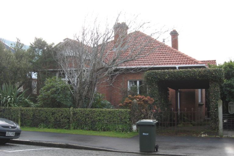 Photo of property in 82 Victoria Avenue, Avenal, Invercargill, 9810