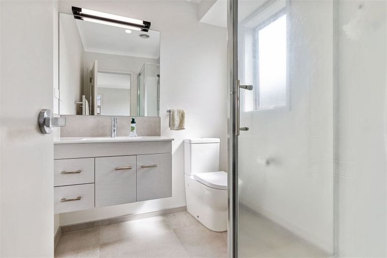 Photo of property in 21 Naeo Close, Papamoa Beach, Papamoa, 3118