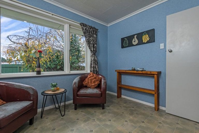 Photo of property in 4 Hinton Place, Roslyn, Palmerston North, 4414