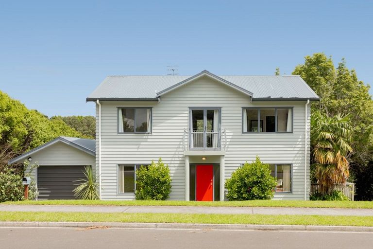 Photo of property in 32 Eclipse Terrace, Welcome Bay, Tauranga, 3112