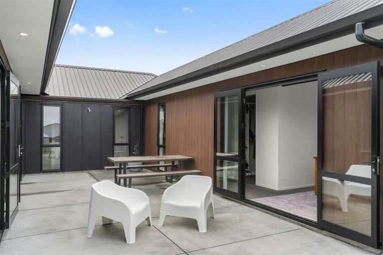 Photo of property in 23 Northcoast Place, Mangawhai Heads, Mangawhai, 0505