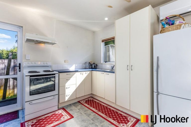 Photo of property in 41 Beaumonts Way, Manurewa, Auckland, 2102