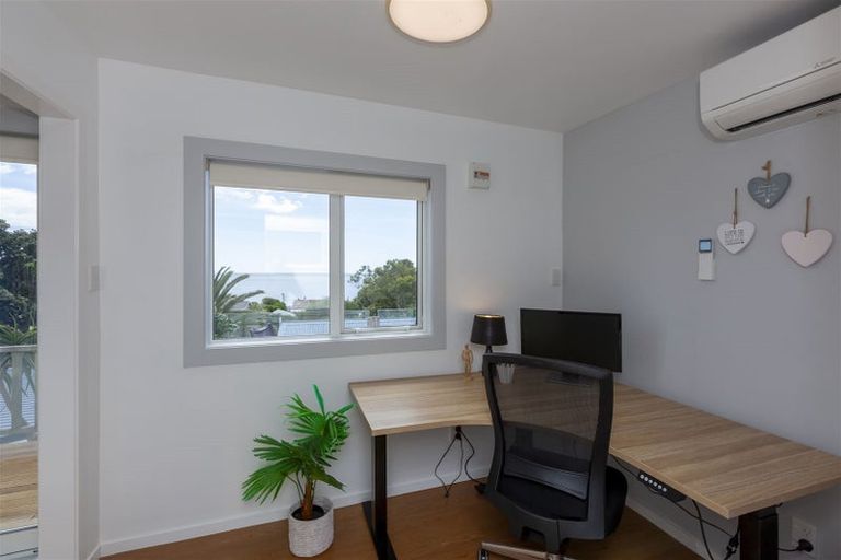 Photo of property in 20 Pingau Street, Paekakariki, 5034