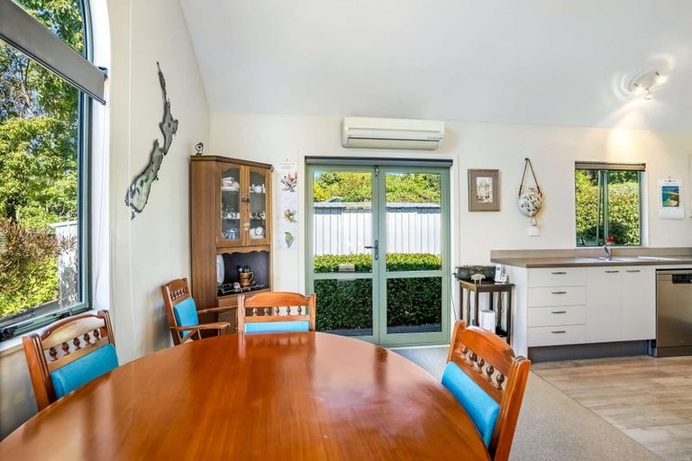 Photo of property in 8b Te Papau Crescent, Diamond Harbour, 8972