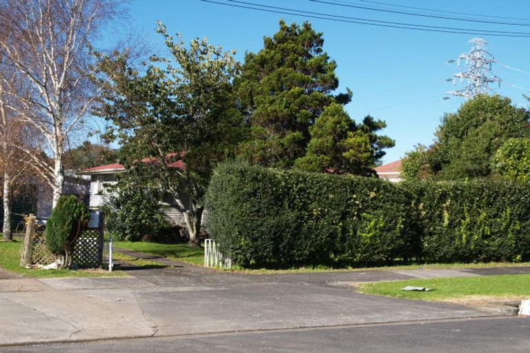 Photo of property in 1/13 Driver Road, Mangere East, Auckland, 2024