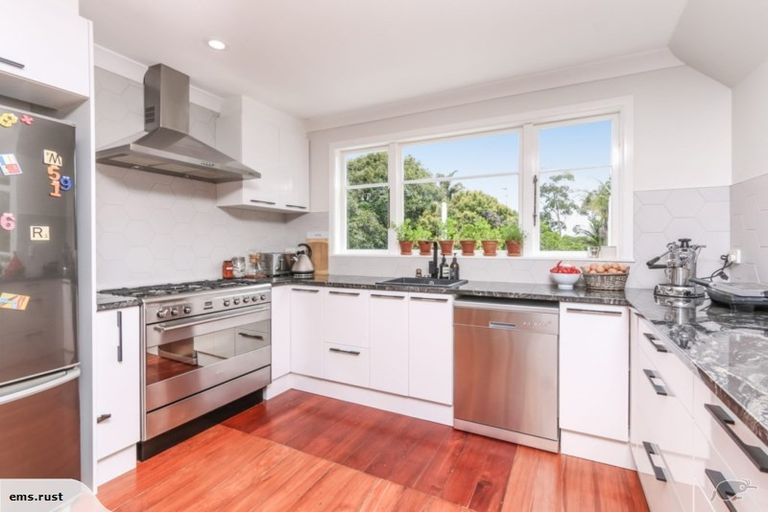 Photo of property in 23 Dickens Street, Grey Lynn, Auckland, 1021