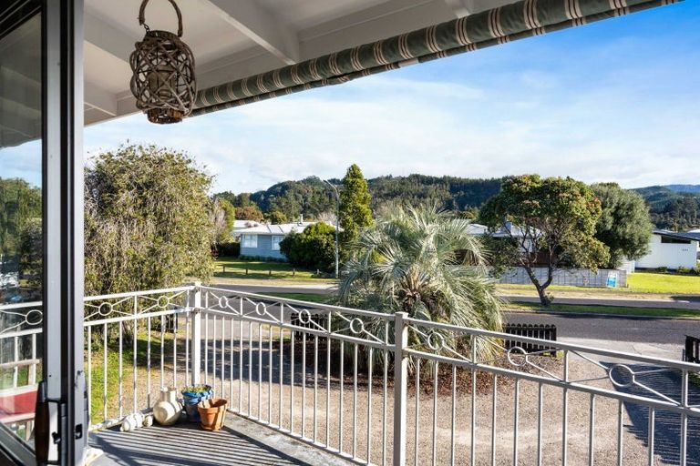 Photo of property in 208 Chartwell Avenue, Whangamata, 3620