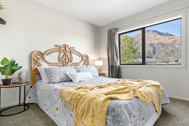 Photo of property in 2 Campden Court, Lower Shotover, Queenstown, 9304