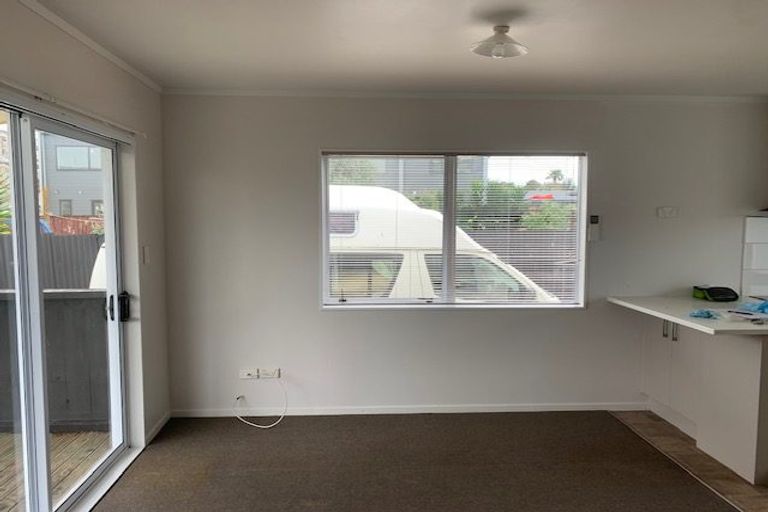 Photo of property in 36 Bowater Place, Manurewa, Auckland, 2102