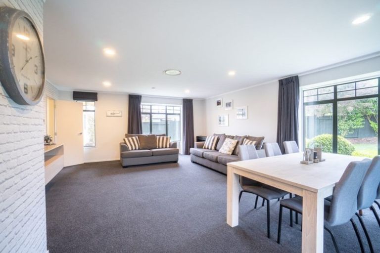 Photo of property in 15 Madison Avenue, Milson, Palmerston North, 4414