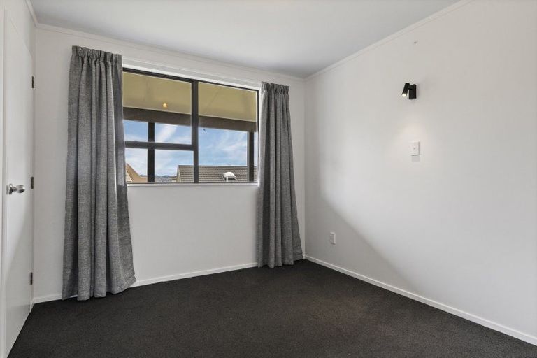 Photo of property in 2 Gladstone Grove, Richmond Heights, Taupo, 3330