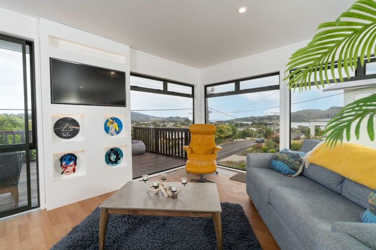 Photo of property in 8b Government Road, Raglan, 3225