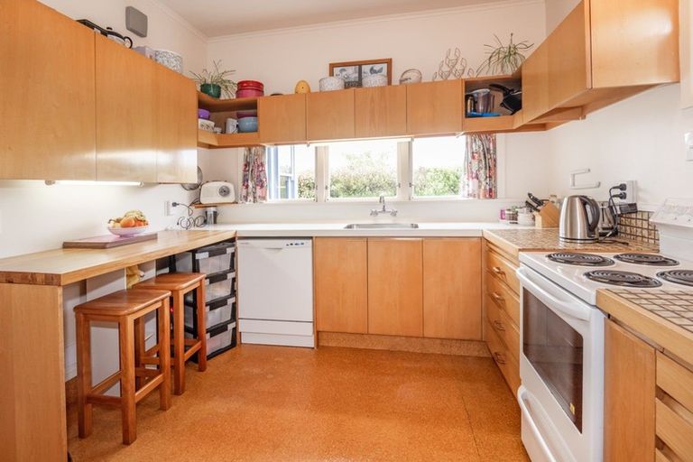 Photo of property in 704 Duke Street, Mahora, Hastings, 4120