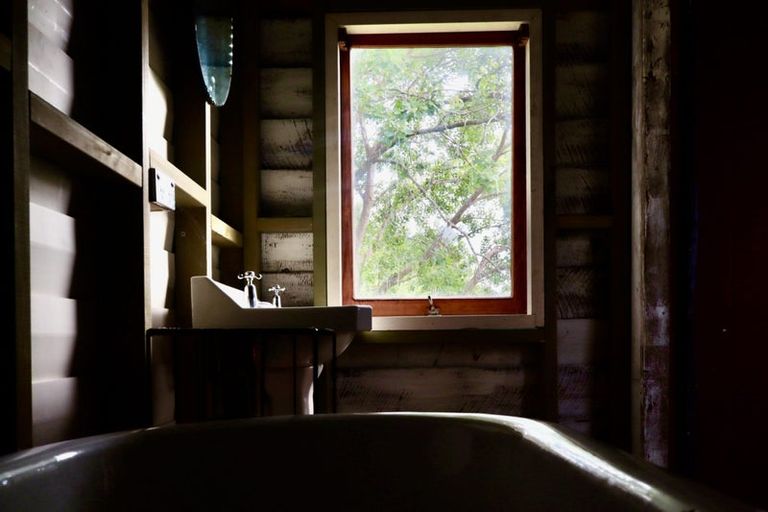 Photo of property in 7 James Road, Maungaturoto, 0587