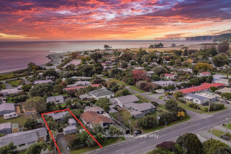 Photo of property in 331 Clifton Road, Te Awanga, 4102