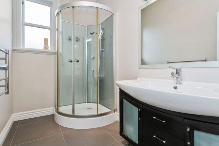 Photo of property in 86 Princes Street, Cambridge, 3434