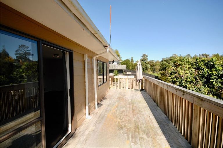 Photo of property in 2/47 Flaxdale Street, Birkdale, Auckland, 0626