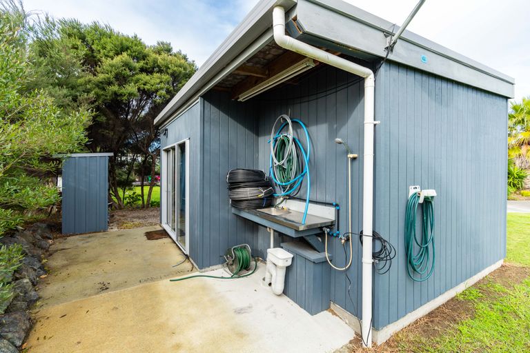 Photo of property in 29b Seabreeze Road, Mangawhai Heads, Mangawhai, 0505