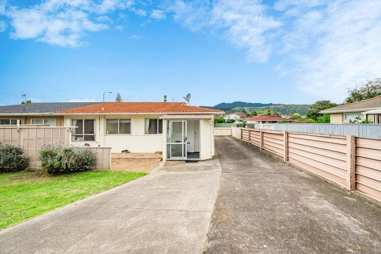 Photo of property in 97a Hillcrest Road, Raumati Beach, Paraparaumu, 5032