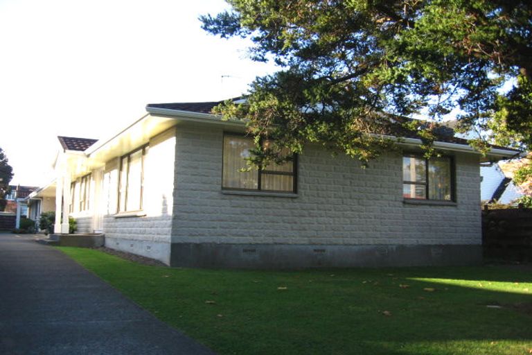 Photo of property in 19a Totara Crescent, Woburn, Lower Hutt, 5010