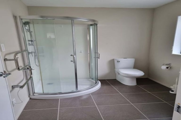 Photo of property in 118a Parkvale Road, Karori, Wellington, 6012