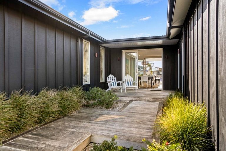 Photo of property in 150 Waterways Parade, Pauanui, Hikuai, 3579