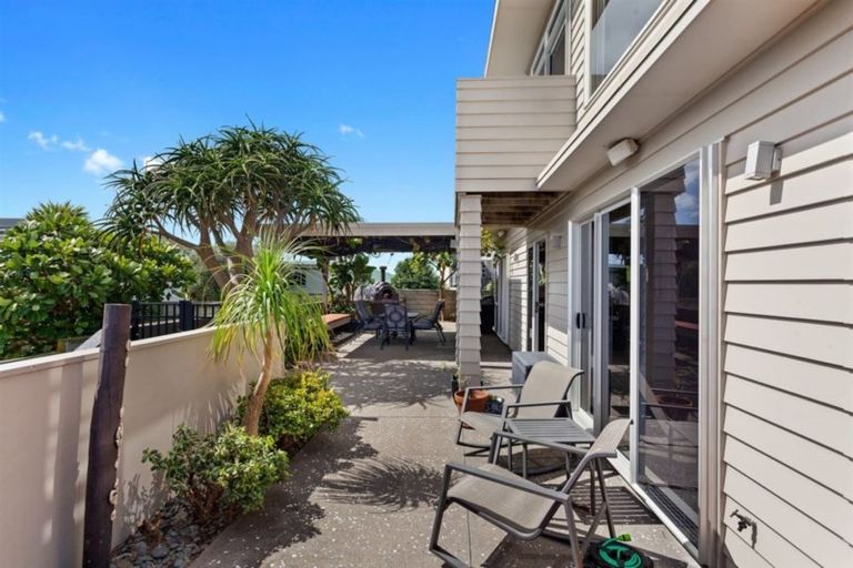 Photo of property in 18 Ocean View Road, Coastlands, Whakatane, 3120