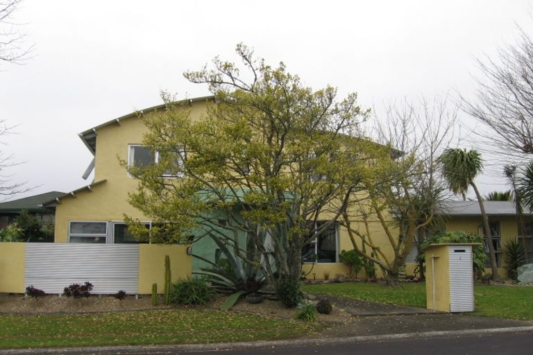 Photo of property in 1 Summit Terrace, Dinsdale, Hamilton, 3204