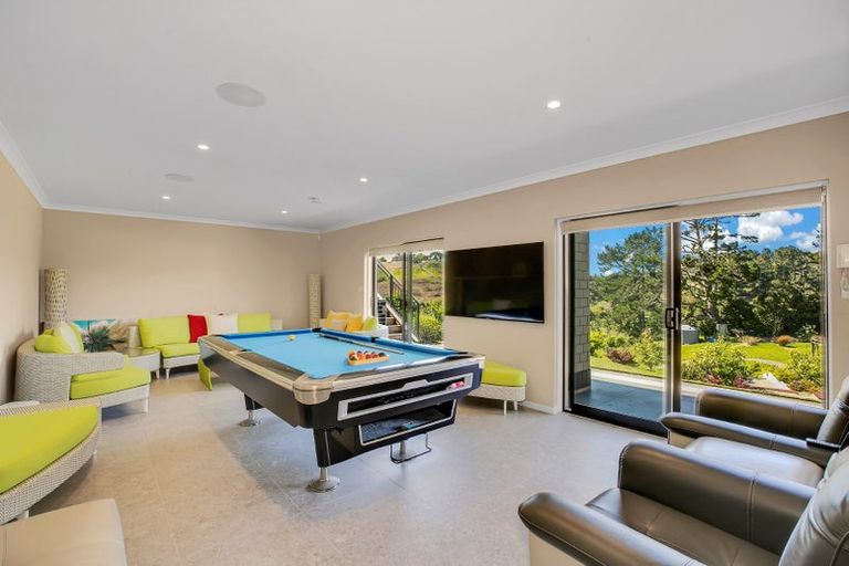 Photo of property in 236 Whitford Road, Shamrock Park, Howick, 2571