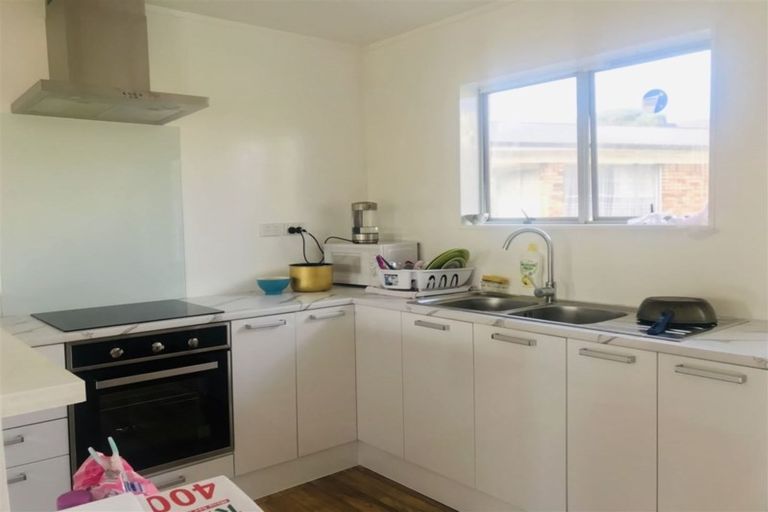 Photo of property in 1/30 Coles Crescent, Papakura, 2110