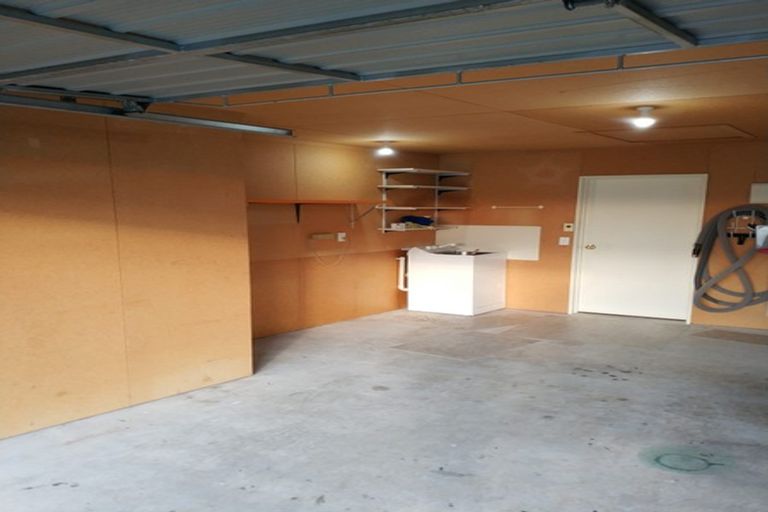 Photo of property in 96 Michael Road, Paraparaumu Beach, Paraparaumu, 5032