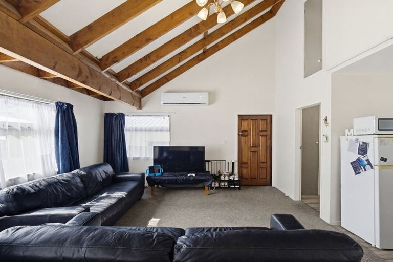 Photo of property in 214 Puriri Street, Castlecliff, Whanganui, 4501