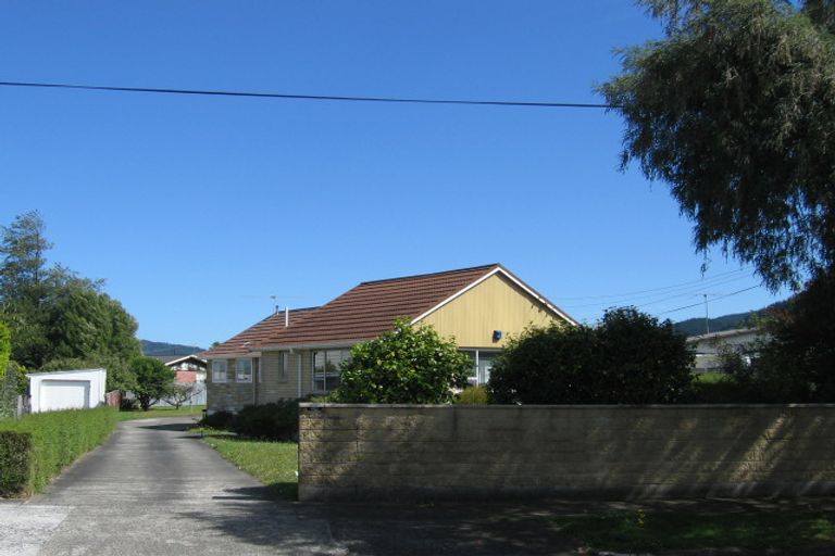 Photo of property in 5 Tennyson Street, Trentham, Upper Hutt, 5018