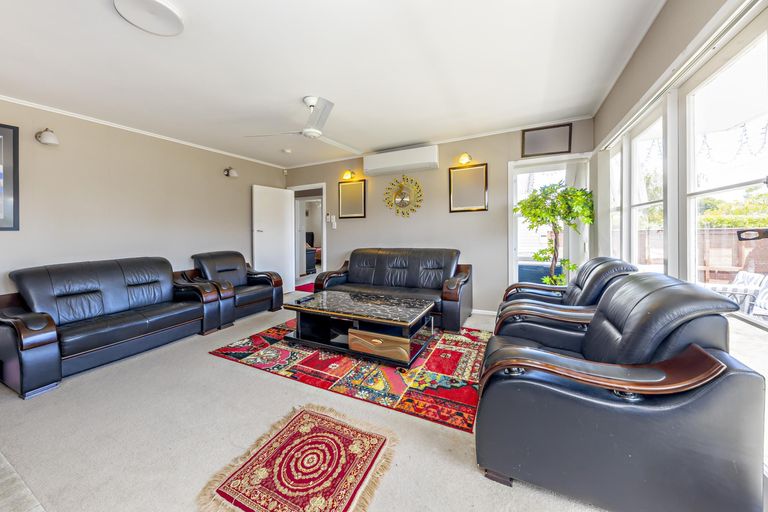 Photo of property in 85 Old Wairoa Road, Papakura, 2110