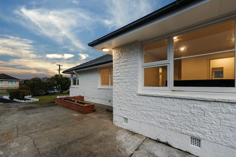 Photo of property in 15 Greenhaven Drive, Burwood, Christchurch, 8083