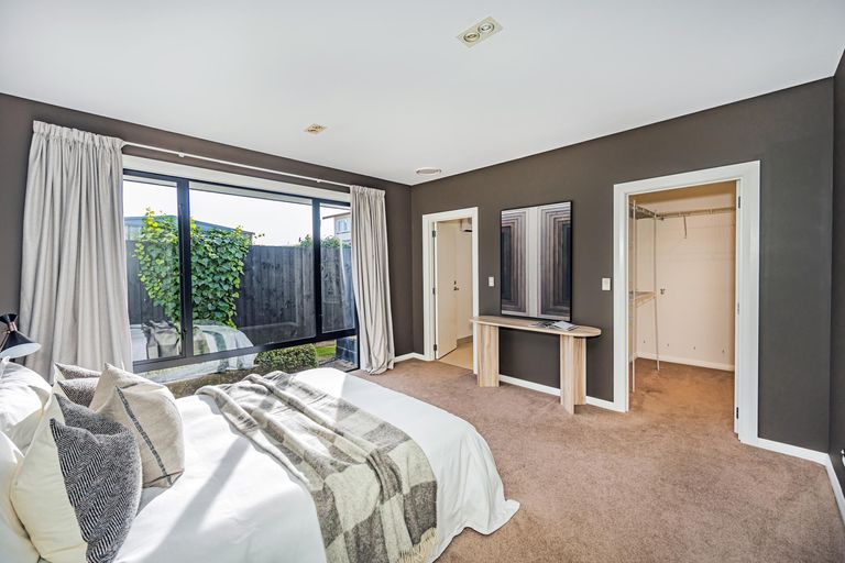 Photo of property in 2 Mcmullan Place, Oamaru North, Oamaru, 9400