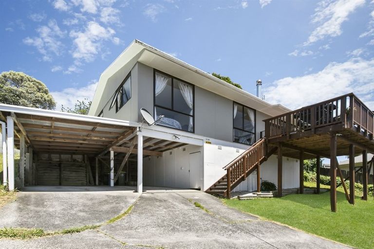 Photo of property in 1/19 Randal Place, Bayview, Auckland, 0629