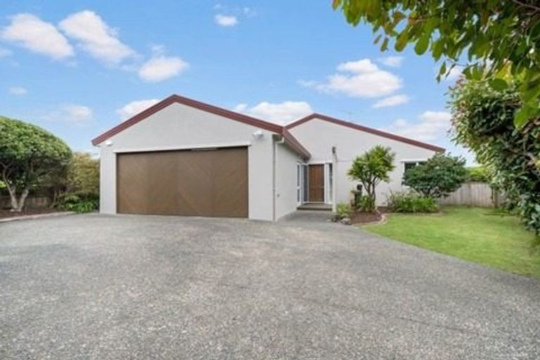 Photo of property in 10 Wineberry Place, Albany, Auckland, 0632