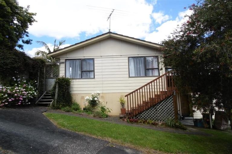 Photo of property in 6 Mistletoe Place, Browns Bay, Auckland, 0630
