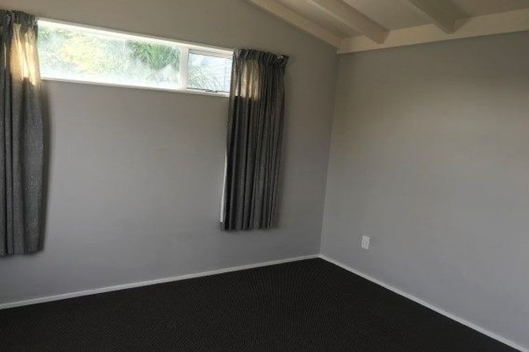 Photo of property in 340 Blenheim Road, Upper Riccarton, Christchurch, 8041