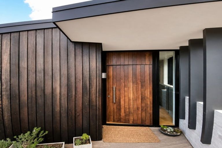 Photo of property in 46a Vauxhall Road, Devonport, Auckland, 0624