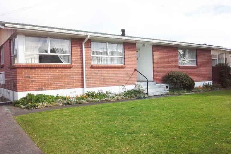 Photo of property in 16 Rangitake Drive, Spotswood, New Plymouth, 4310