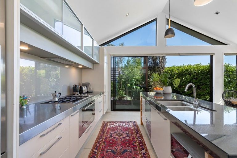 Photo of property in 34 Rannoch Drive, Jacks Point, Queenstown, 9371