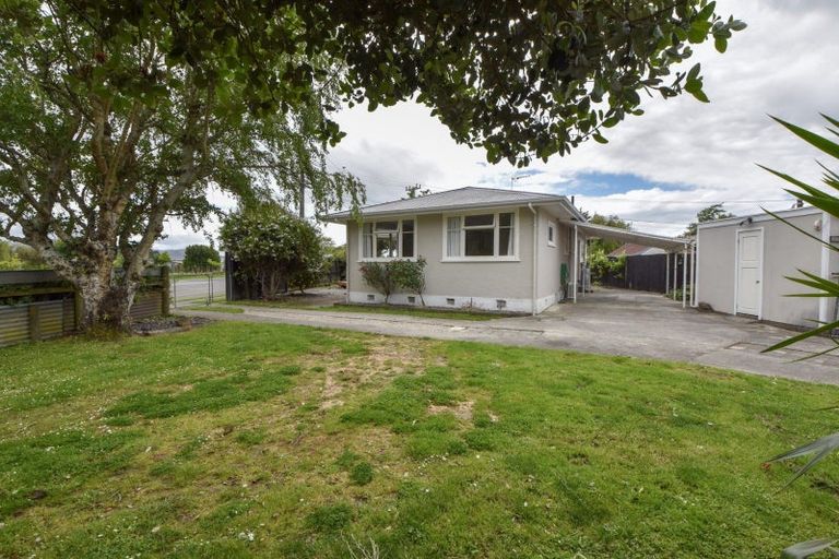 Photo of property in 89 Victoria Street, Carterton, 5713