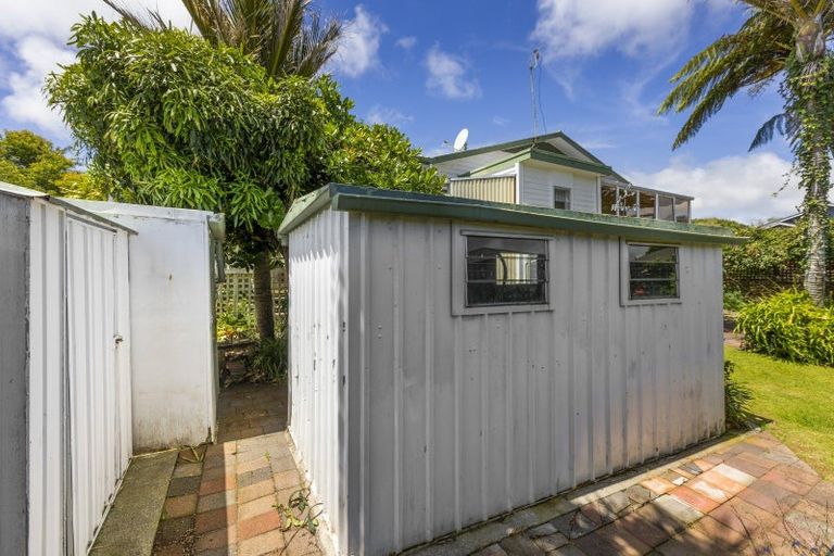 Photo of property in 43 Dorset Avenue, Westown, New Plymouth, 4310