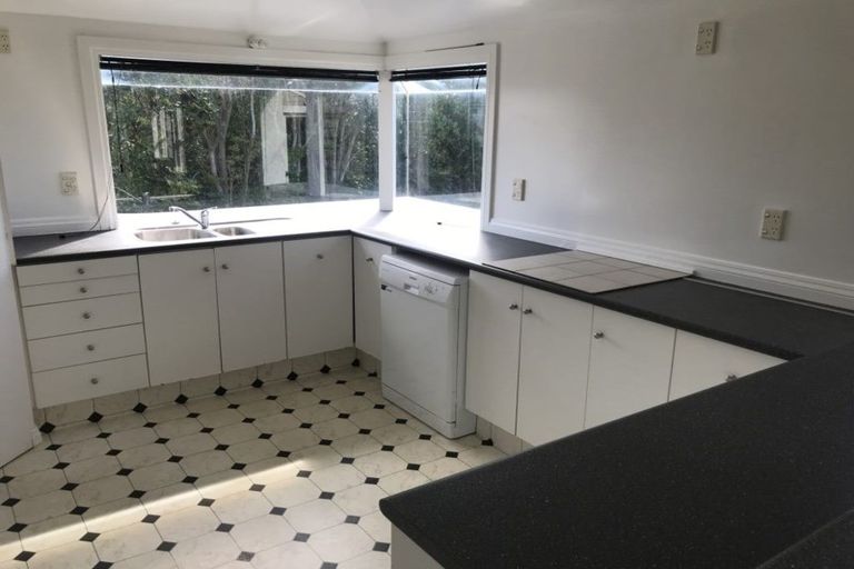 Photo of property in 34 Mandalay Terrace, Khandallah, Wellington, 6035